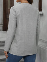 EMERY ROSE Women Long Sleeve Blouses, White Button Up Shirts, Fall/Winter Casual Apparel